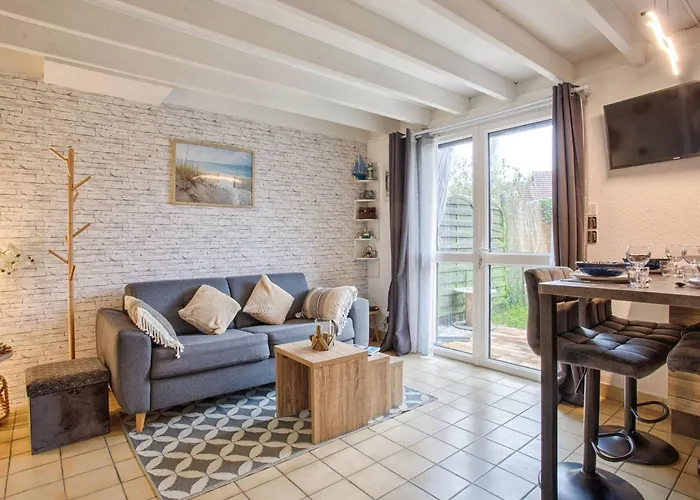 Casa de Férias Cosy Avec Jardin à - Fr-1-788-76 Cabourg